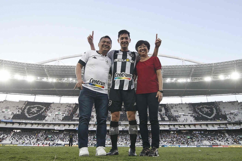 Luís Oyama e pais - Botafogo