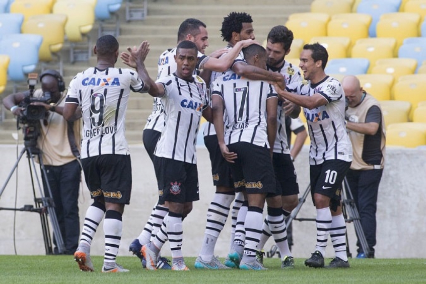 Corinthians venceu o Flamengo apenas uma vez nos últimos dez jogos no Maracanã 