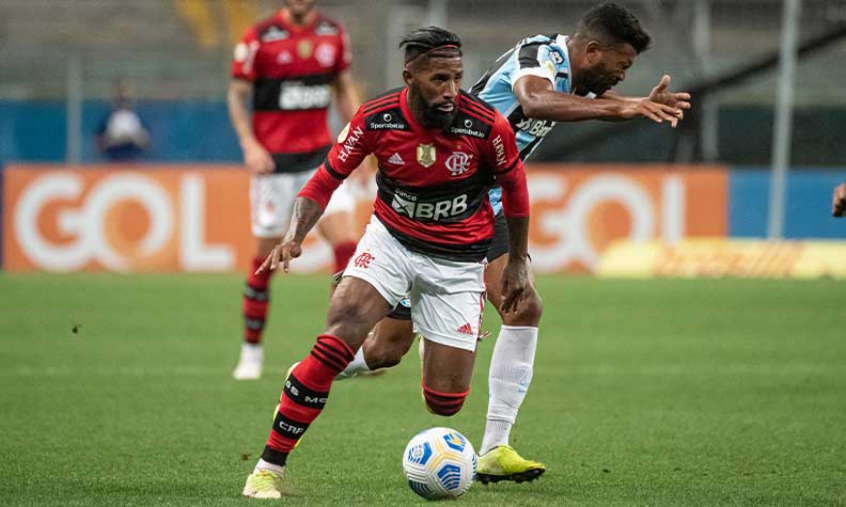 Veja prós e contras da possível saída de Rodinei do Flamengo