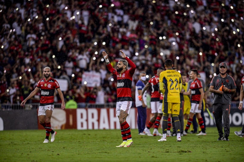 Torcida e time do Flamengo - Gabigol x Ceará