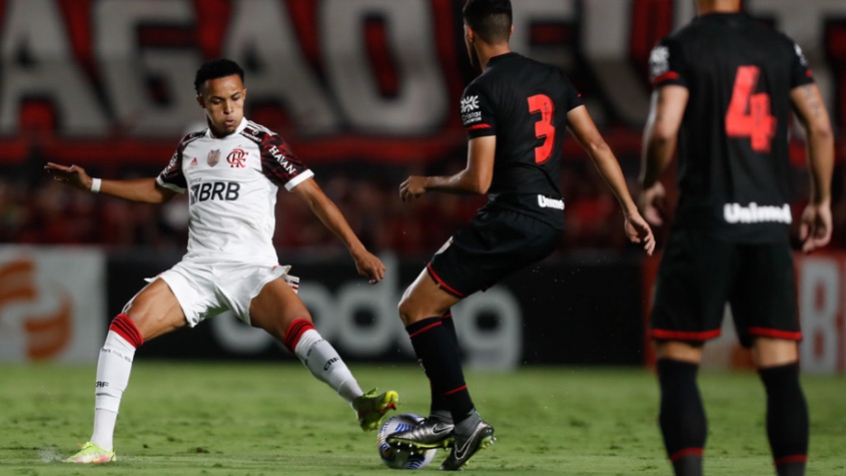 Despedida do Flamengo reflete temporada melancólica e sem novas atrações para o próximo treinador