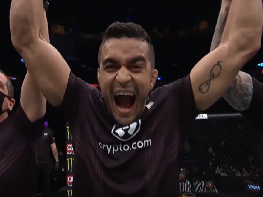 Sergipano foi um dos destaques do Brasil no card preliminar do UFC 269 (Foto: Reprodução/YouTube))