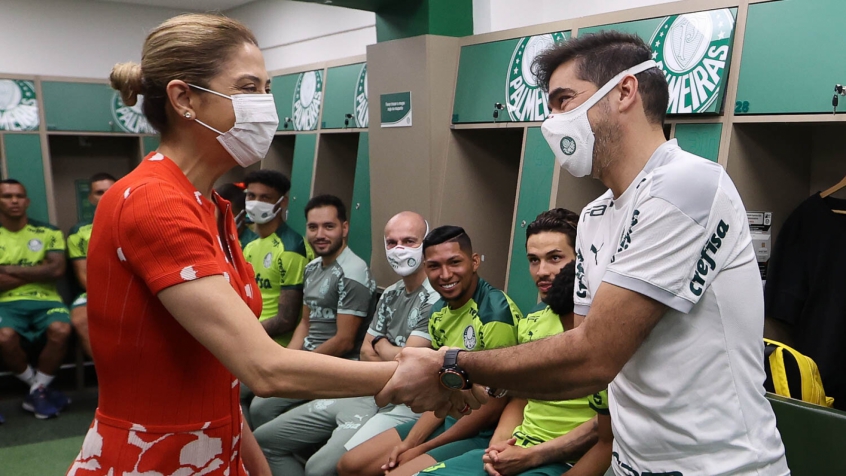 Diretoria do Palmeiras rasga elogios a Abel e projetam renovação com o treinador