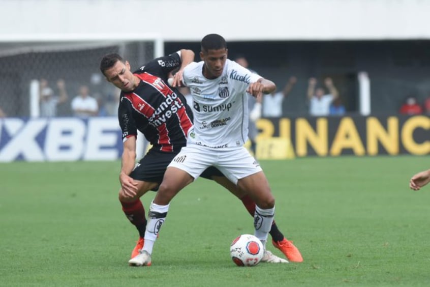 Santos x Botafogo-SP - Ângelo