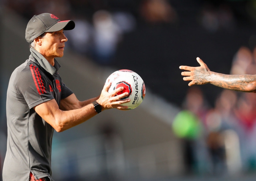 Paulo Sousa espera que elenco do Flamengo tire lição do clássico e evolua em um determinado aspecto