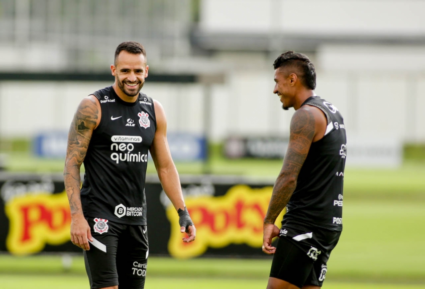 Paulinho e Renato Augusto - Treino Corinthians