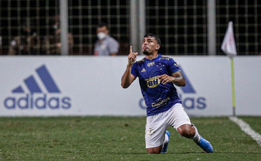Matheus Bidu abriu o caminho para mais uma vitória celeste no Campeonato Mineiro