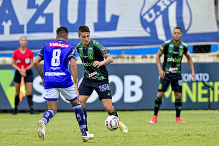 O Coelho não teve uma tarde inspirada e não saiu do empate com a URT