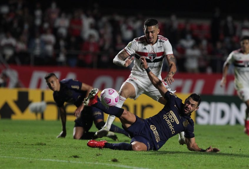 CAMAROTE STADIUM - SPFC X CORINTHIANS é na Total Acesso.