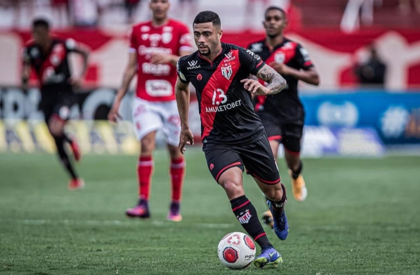 Wellington Rato comemora classifica&Atilde;&sect;&Atilde;&pound;o do Atl&Atilde;&copy;tico-GO na Copa do Brasil,  mas pede foco no Goiano | LANCE!