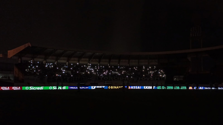Estádio sem luz - Ferroviária x Santos
