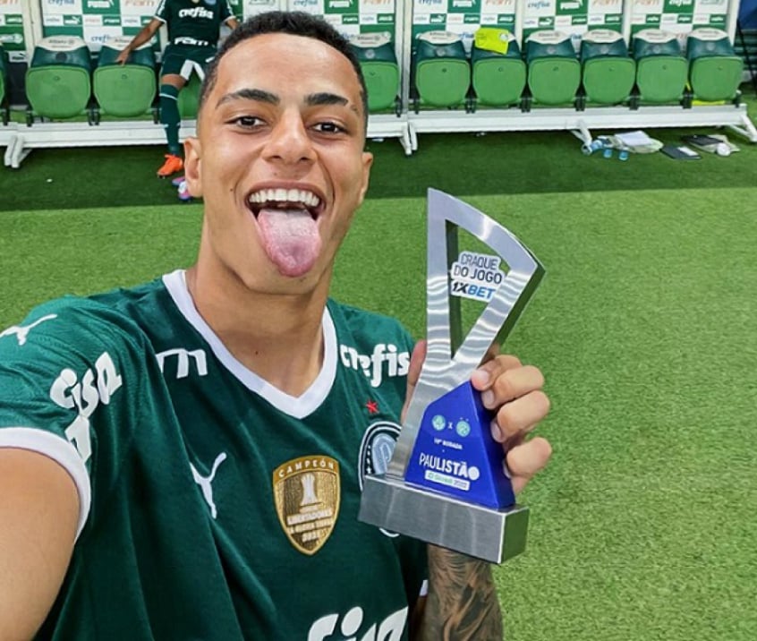 André Hernan revela que Giovani deve receber proposta do futebol alemão