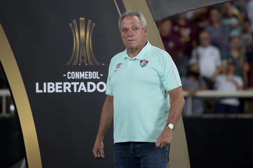 Fluminense é eliminado da Libertadores e Abel Braga coloca na conta da arbitragem