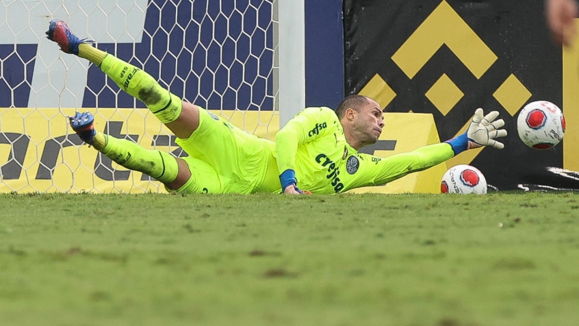 [ENQUETE] Você renovaria com Marcelo Lomba?