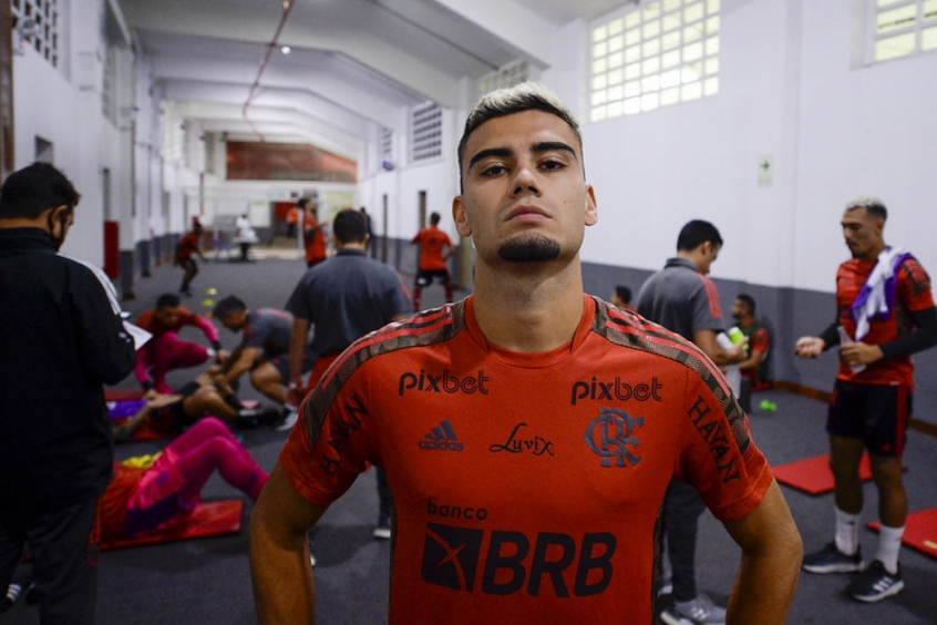Andreas reencontra Palmeiras ainda em árduo processo para recuperar a confiança no Flamengo