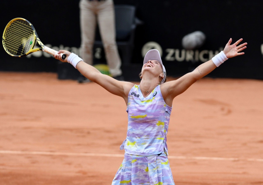 Laura Pigossi agradece aos céus classificação à final em Bogotá