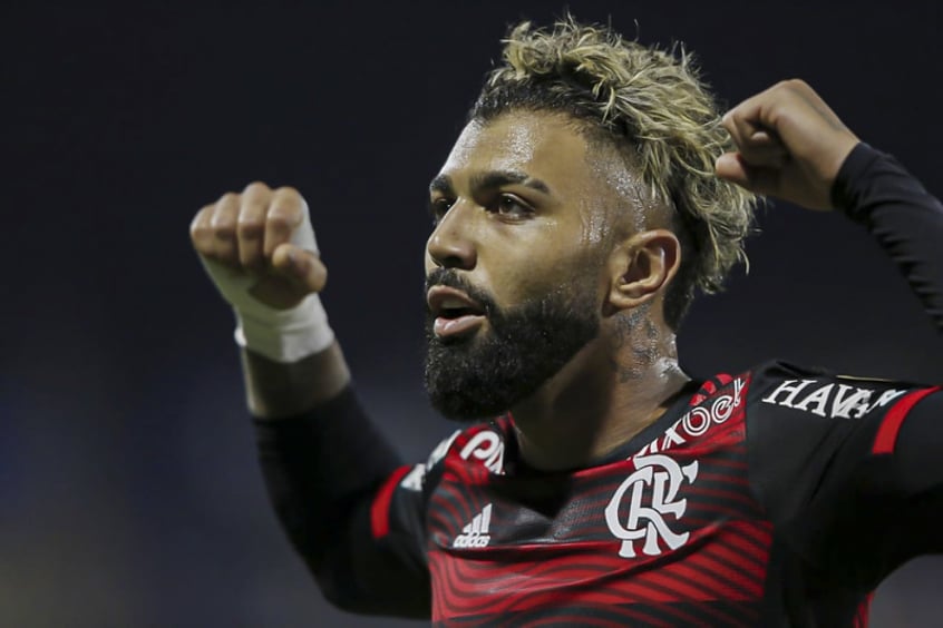 Gabigol volta a marcar e entra em seleta lista do Flamengo na história do Fla-Flu