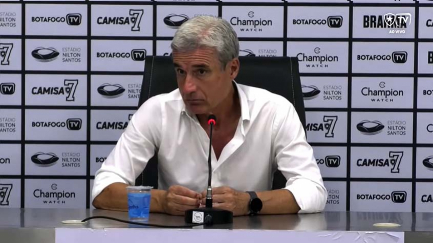 Realista, Luís Castro avalia empate do Botafogo: 'Não foi um bom dia' | LANCE! Realista, Luís Castro avalia empate do Botafogo: 'Não foi um bom dia' | LANCE!