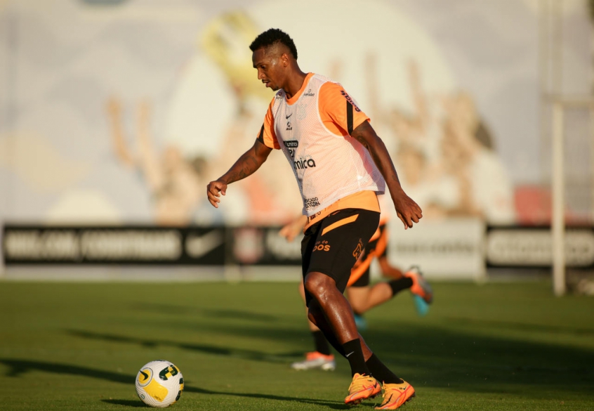Jô acredita na classificação em primeiro lugar do grupo