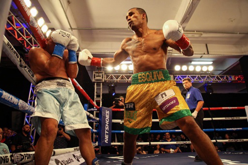 Esquiva Falcão é a atração principal do Boxing For You (Foto: Mario Palhares)