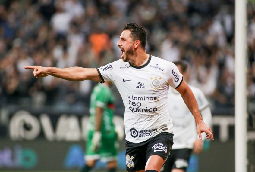 Giuliano foi o reserva mais utilizado em ano artilheiro pelo Corinthians