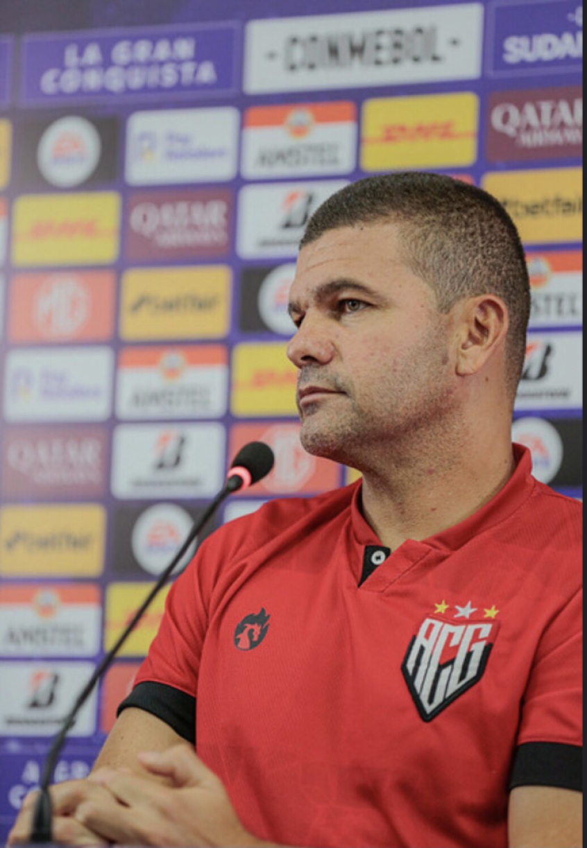 Umberto Louzer - Atlético-GO
