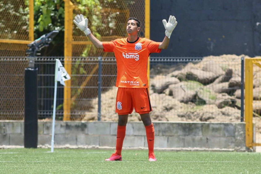 Carlos Eduardo Góes - Corinthians Sub-17