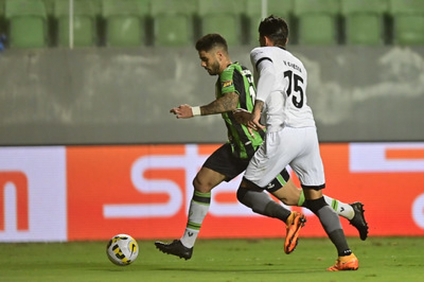 No Independência, América-MG e Botafogo ficaram no empate por 1 a 1, nesse sábado