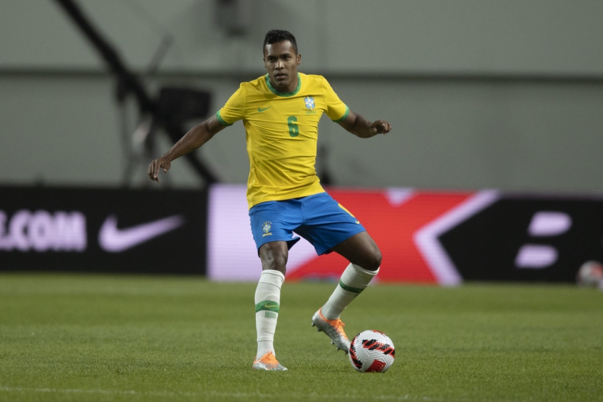 Com boa atua&Atilde;&sect;&Atilde;&pound;o, Alex Sandro rebate cr&Atilde;&shy;ticas: 'Sou jogador de apoiar' |  LANCE!