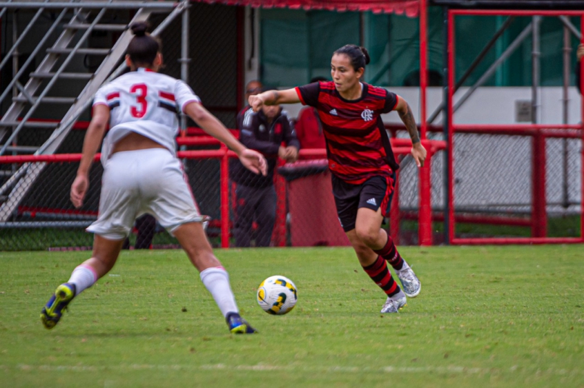 De virada, Flamengo vence São Paulo no jogo de ida da semifinal do Brasileiro Feminino Sub20 De virada, Flamengo vence São Paulo no jogo de ida da semifinal do Brasileiro Feminino Sub20