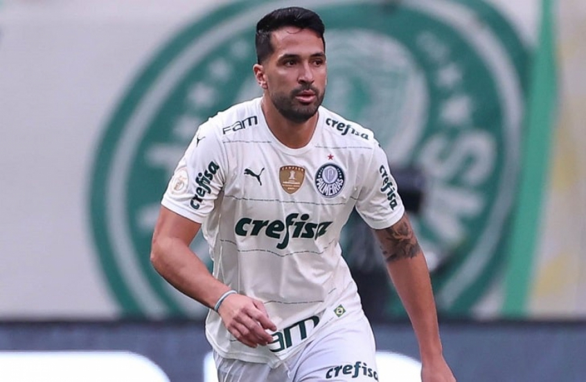 Luan comenta sobre sua volta aos gramados após quase quatro meses fora