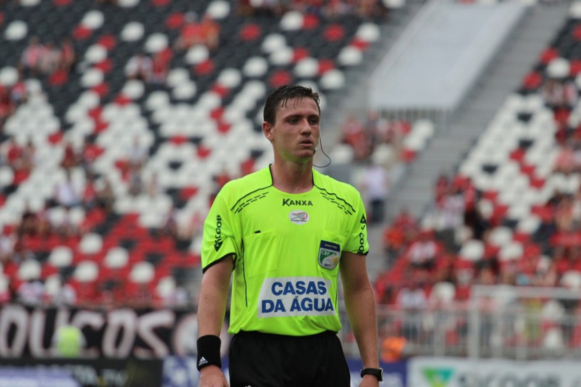 Arbitragem: Juíz da partida entre Corinthians e Juventude é formado em Direito