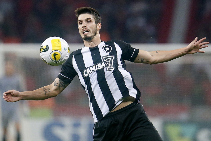 Internacional x Botafogo - Piazon