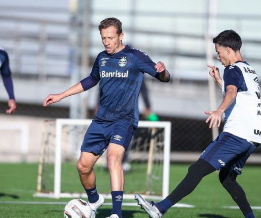 CBF pode alterar o horário do duelo entre Grêmio e Ponte Preta para atrair mais público ao jogo