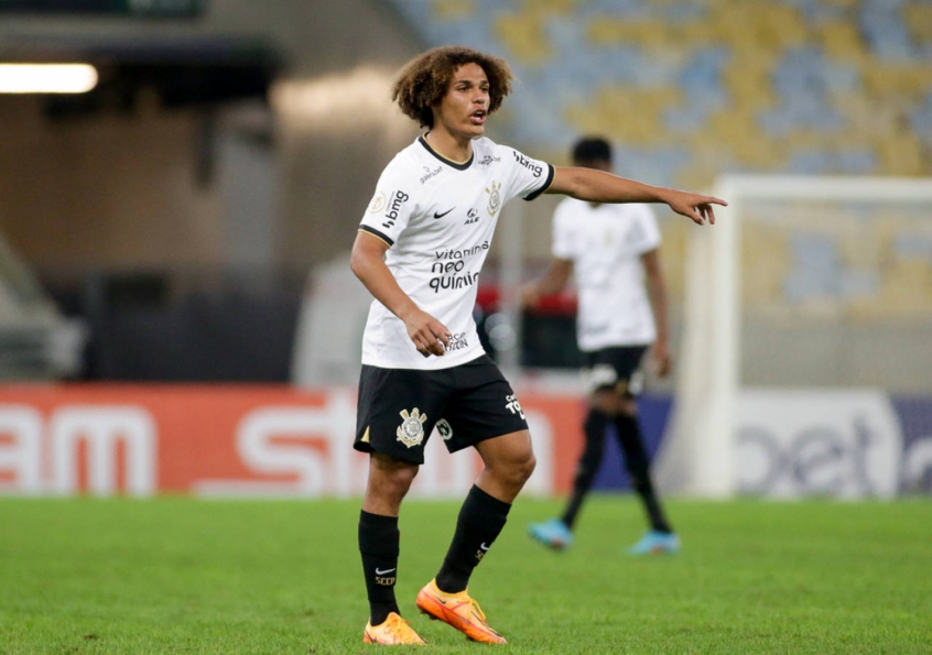 Corinthians abre conversas para renovar contrato de Guilherme Biro, destaque do sub-20