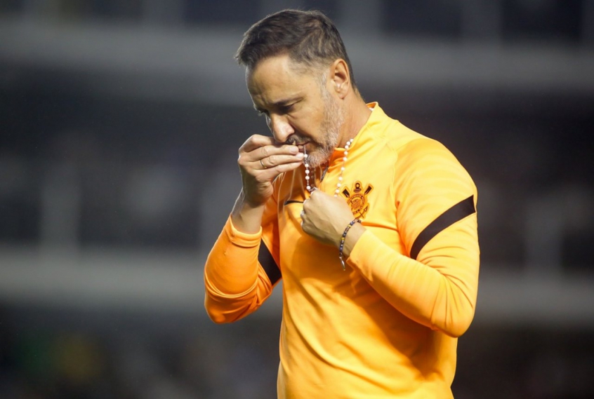 Vítor Pereira prepara 'fico' ao Corinthians após final da Copa do Brasil