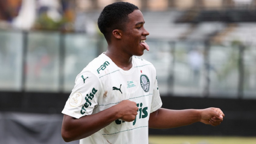 Endrick completa 16 anos nesta quinta-feira! Palmeiras prepara transição do jovem craque ao time principal
