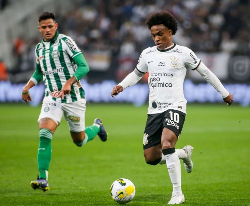Vampeta revela que Willian tem propostas da Europa