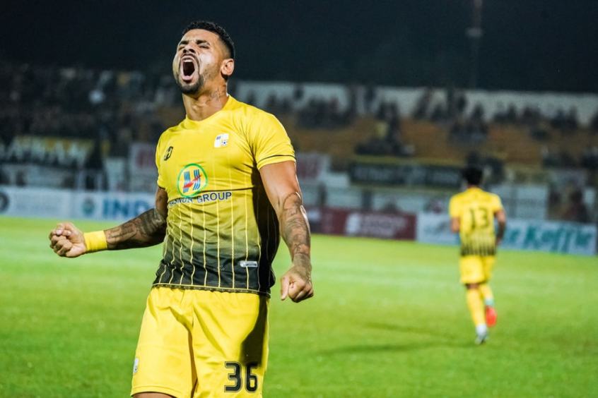 Renan Alves - Barito Putera