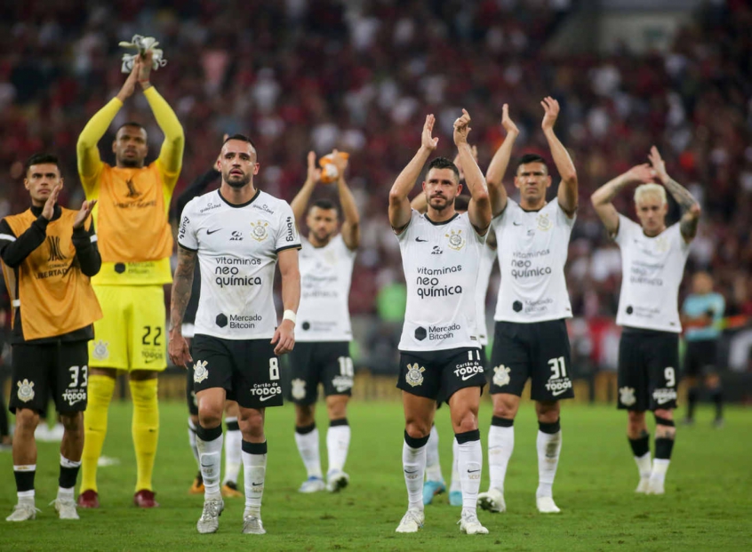 Com apenas uma vitória nos últimos 11 jogos como visitante, Corinthians precisa se superar para quebrar tabu de 5 anos no Maracanã