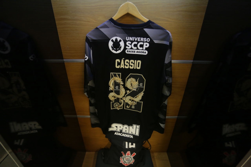 GIGANTE! Cássio salva o Timão e elogia performance da equipe nesta segunda-feira: 