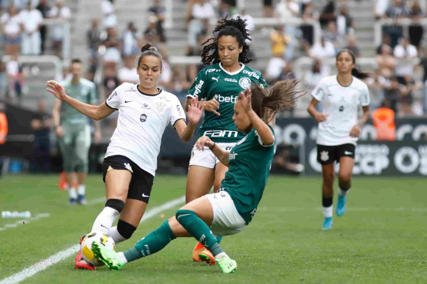Menos de duas semanas após a semifinal do Brasileirão Feminino, Palmeiras e Corinthians voltam a se encontrar
