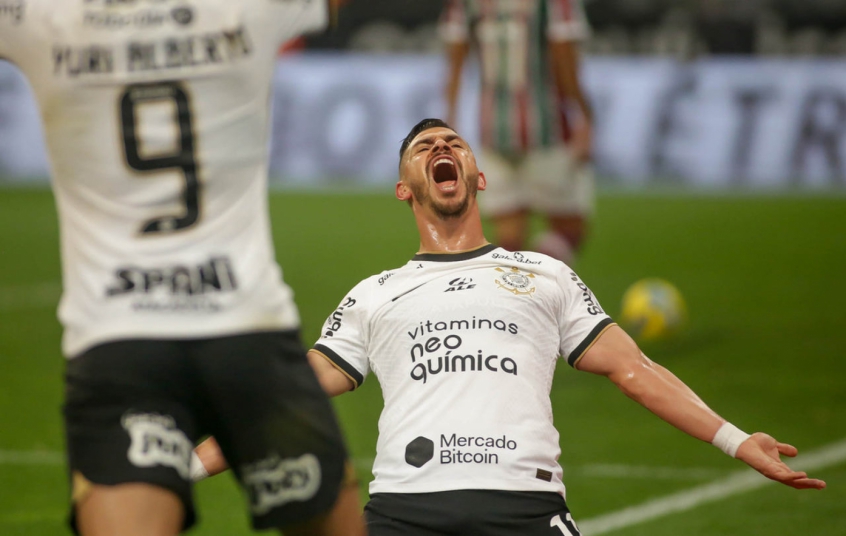 Entre altos e baixos, Giuliano se consolida como protagonista do Corinthians na Copa do Brasil