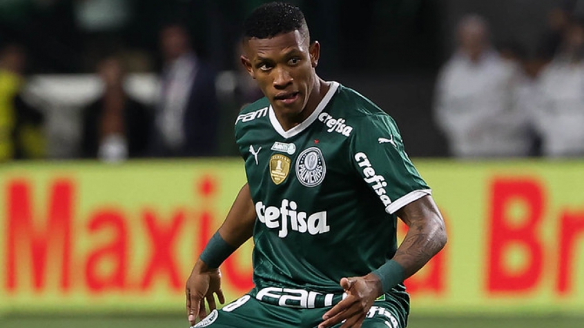 Palmeiras recebe proposta por Danilo, mas deve fazer jogo duro