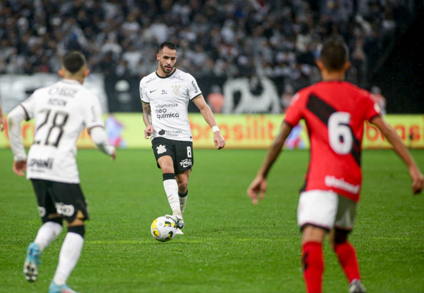 ANÁLISE: Corinthians não mostra evolução, mas conquista pontos importantes no Brasileirão