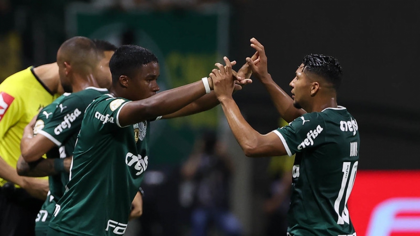 [COMENTE] Endrick ou Rony? Qual dos dois como centroavante? 