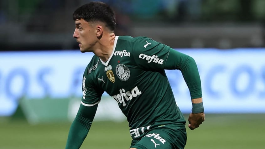 Piquerez se consolida como titular absoluto em seu 1º ano completo no Palmeiras