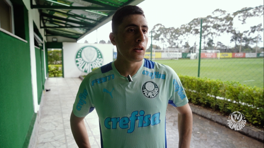 Possível substituto de Rony, Merentiel destaca bom retrospecto do Palmeiras em clássicos