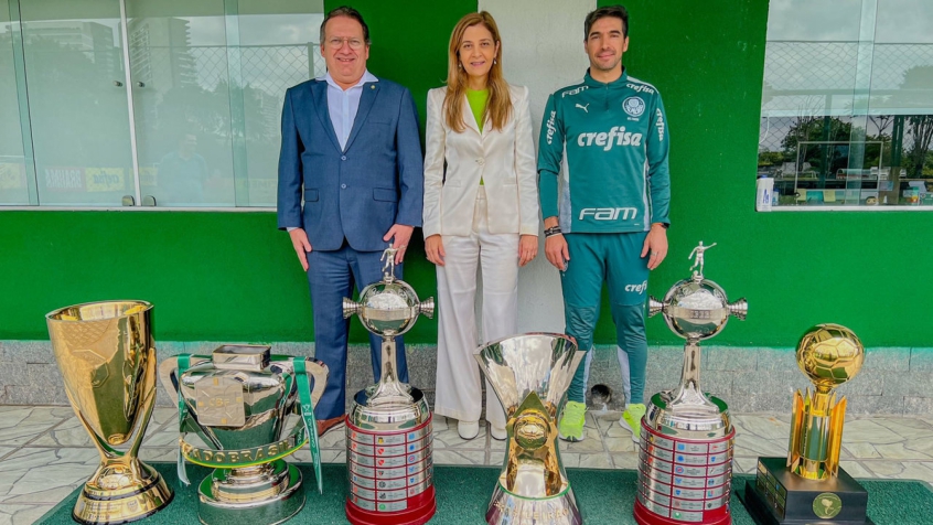 Palmeiras descarta centroavantes em busca de um ou dois reforços para Abel Ferreira