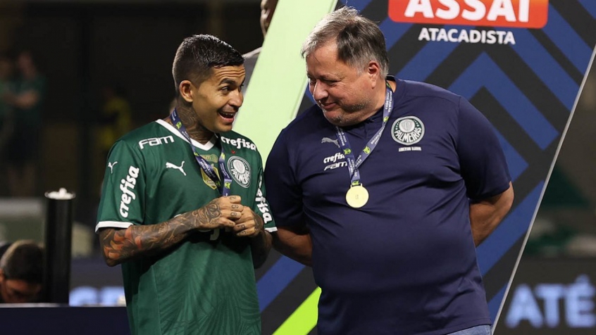 Estafe acredita que Dudu já cedeu demais em negociação com o Palmeiras